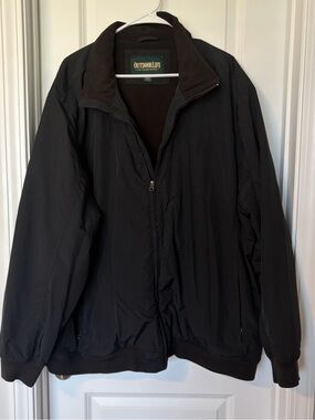 Outdoor Life Men’s Black Zip-Up Jacket
Size XXL